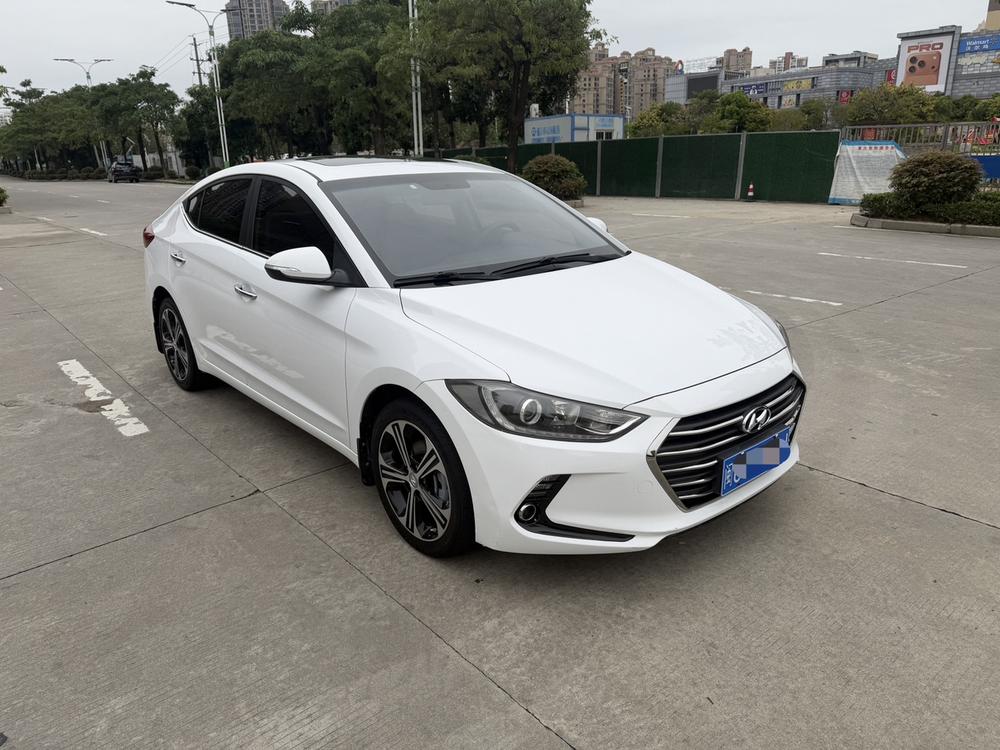 Hyundai Elantra Lingdong