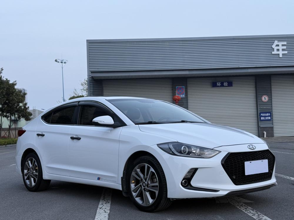 Hyundai Elantra Lingdong