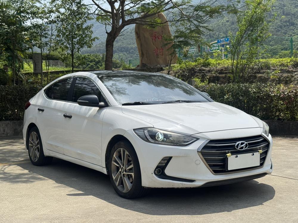 Hyundai Elantra Lingdong