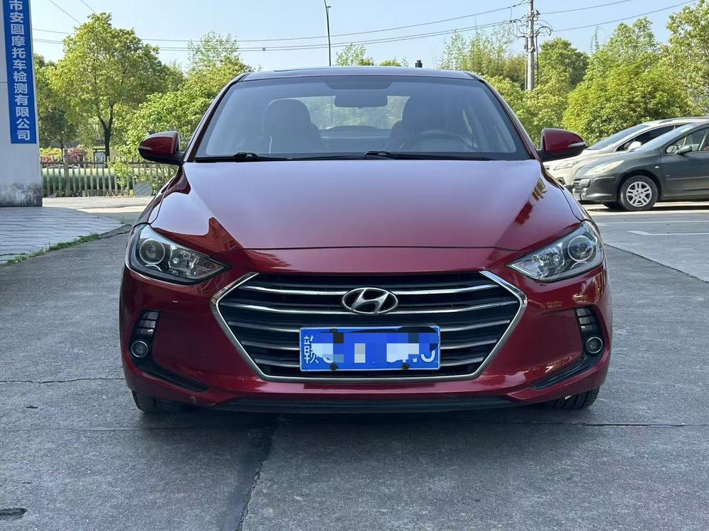 Hyundai Elantra Lingdong
