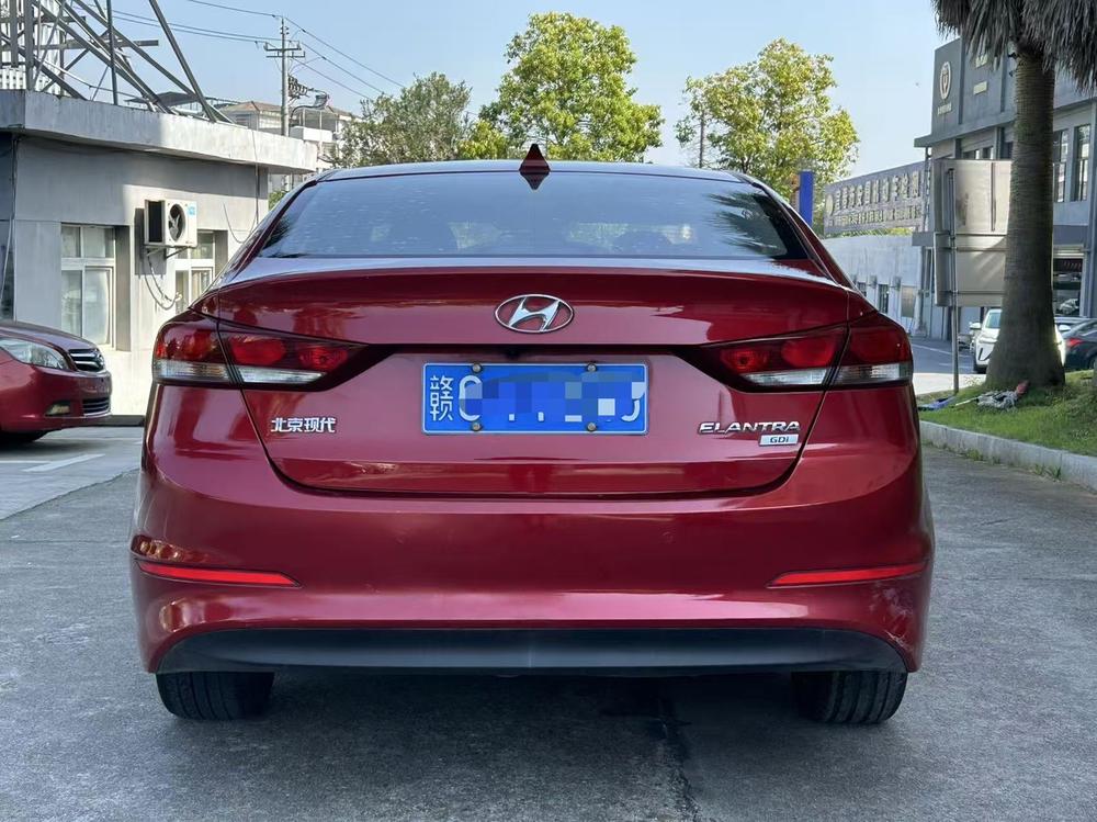 Hyundai Elantra Lingdong