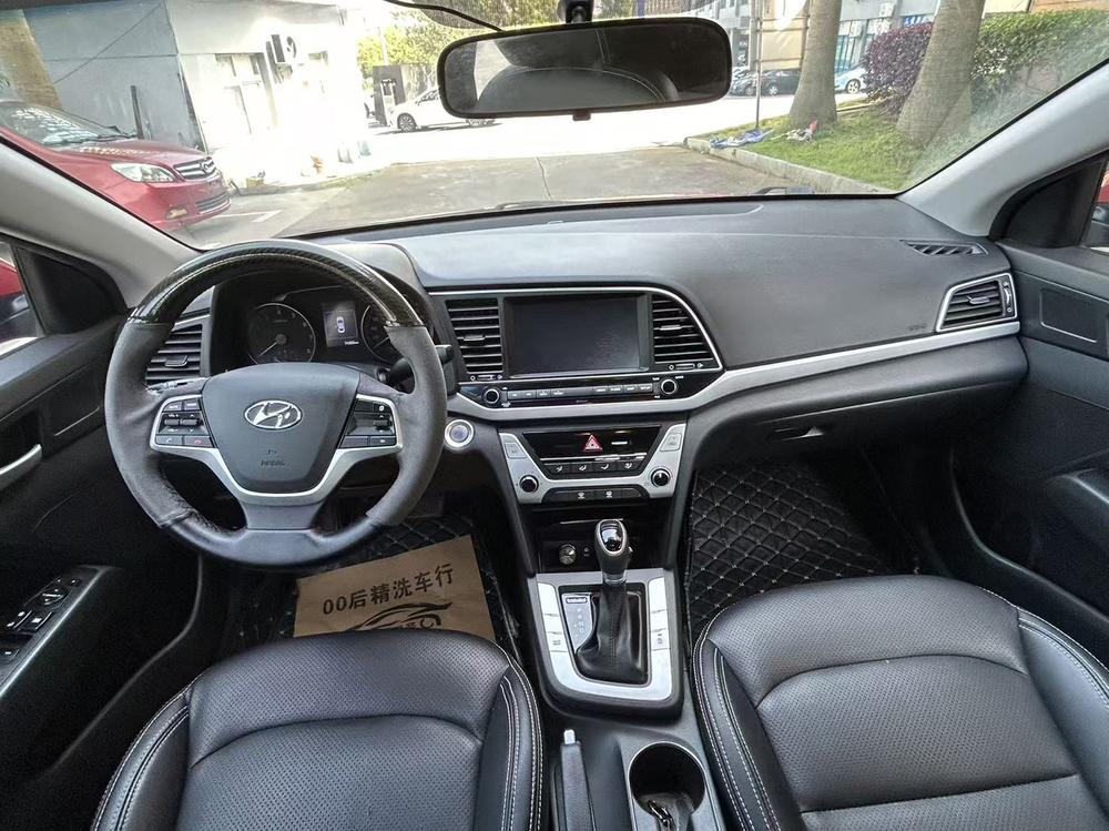 Hyundai Elantra Lingdong
