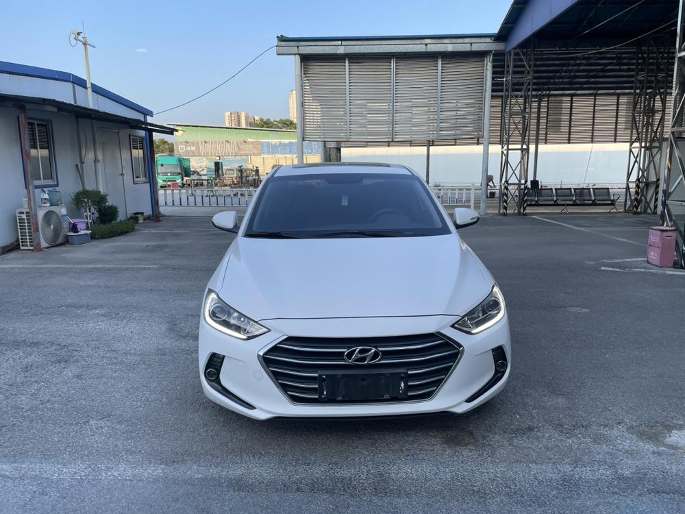 Hyundai Elantra Lingdong