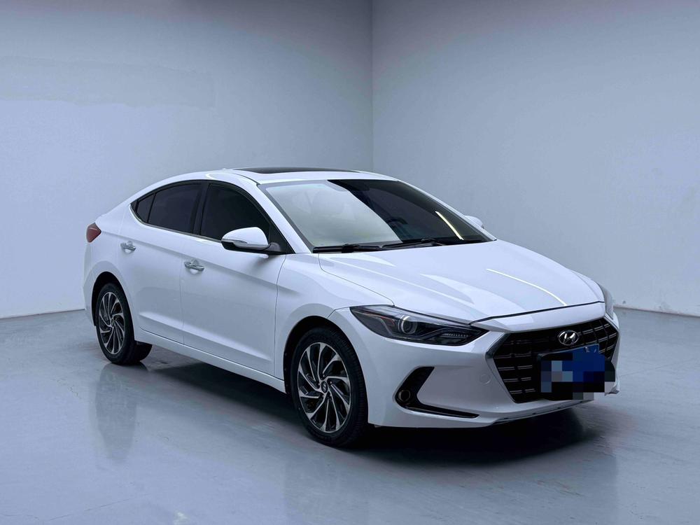 Hyundai Elantra Lingdong