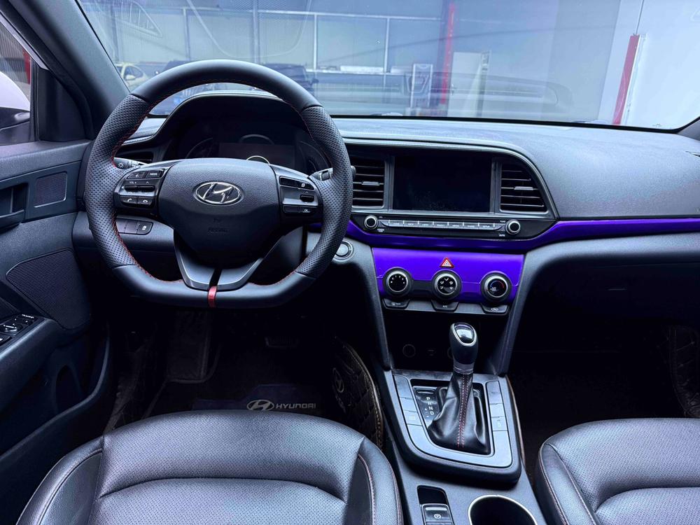 Hyundai Elantra Lingdong