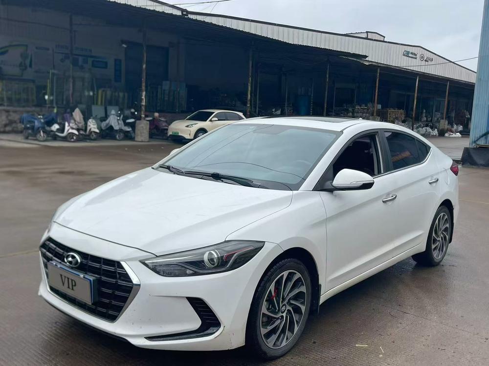 Hyundai Elantra Lingdong