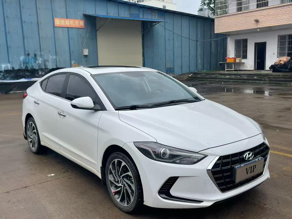 Hyundai Elantra Lingdong