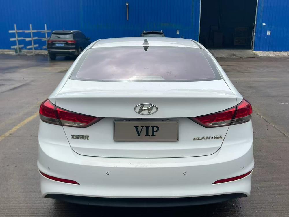 Hyundai Elantra Lingdong