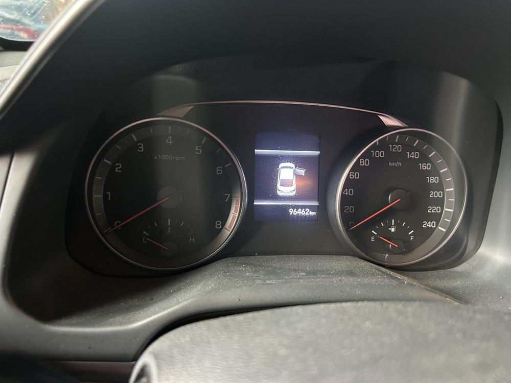 Hyundai Elantra Lingdong