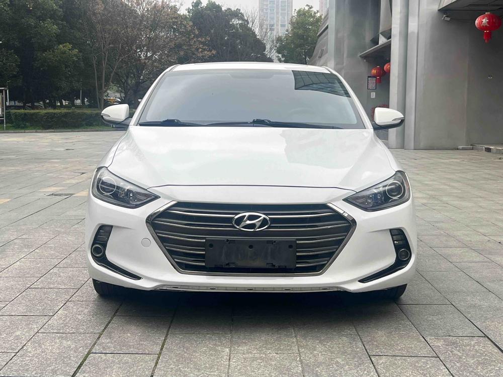 Hyundai Elantra Lingdong