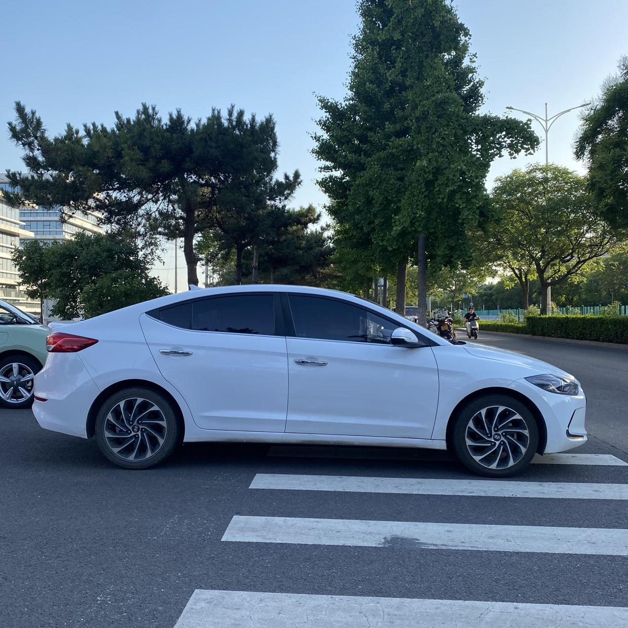 Hyundai Elantra Lingdong