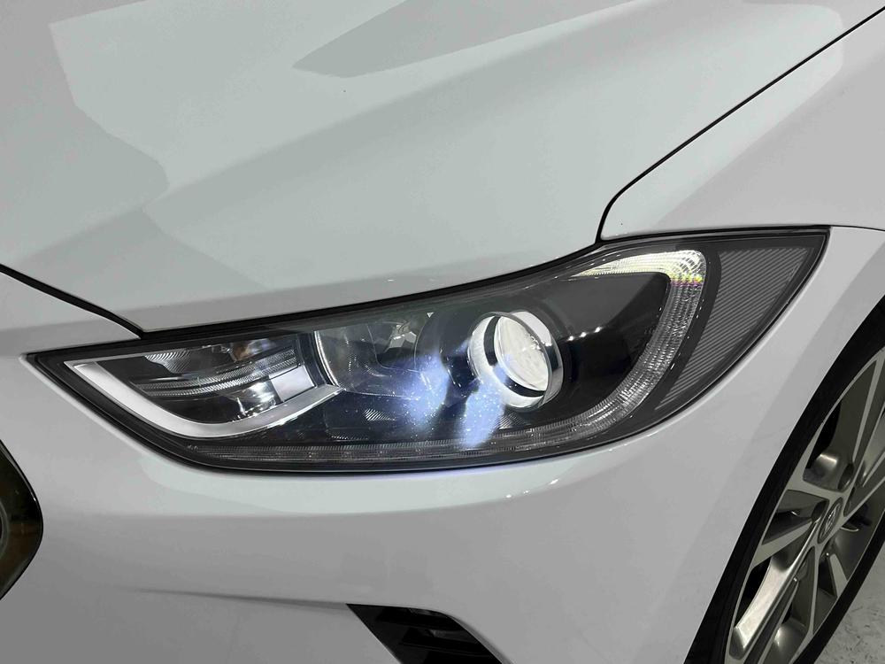 Hyundai Elantra Lingdong