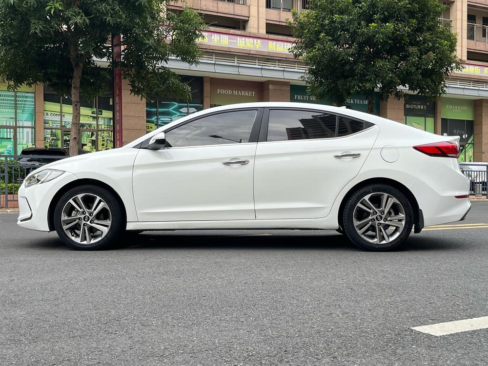 Hyundai Elantra Lingdong