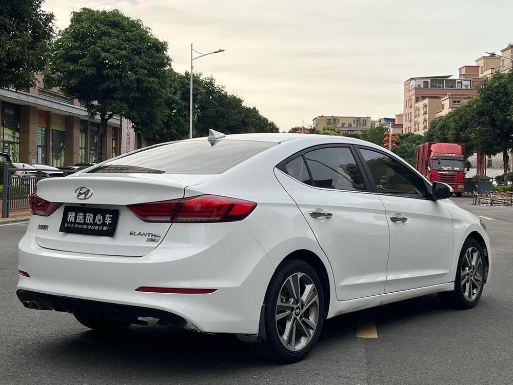 Hyundai Elantra Lingdong