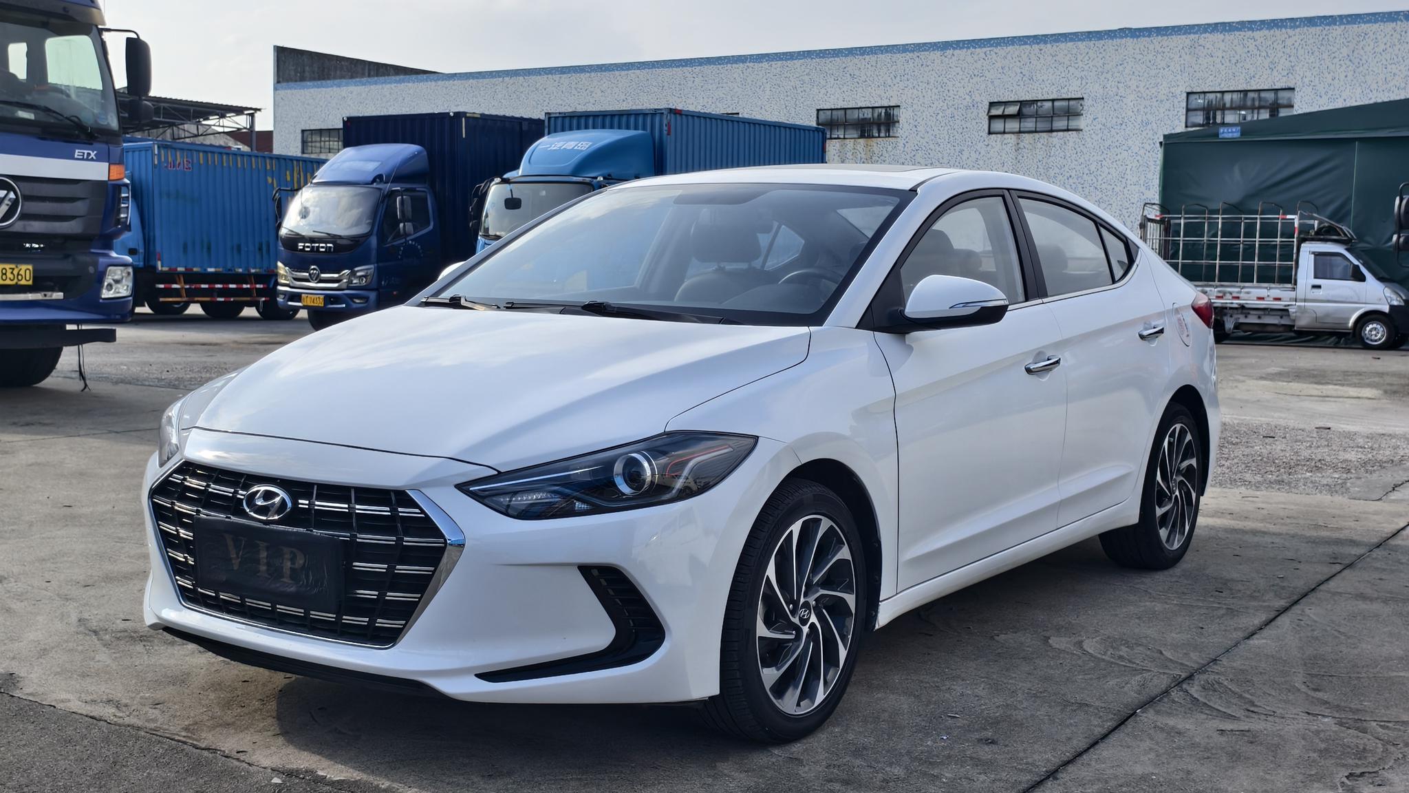 Hyundai Elantra Lingdong