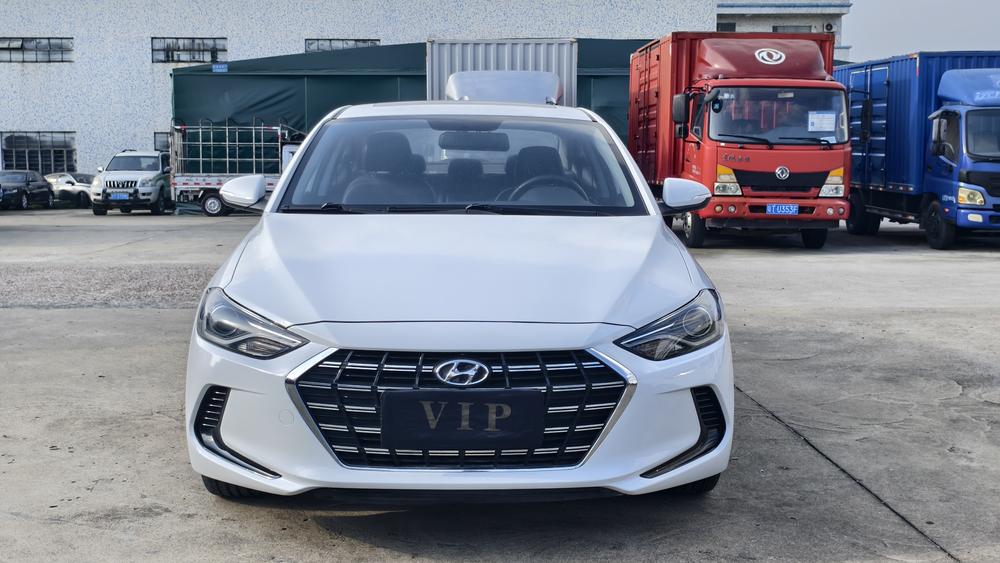 Hyundai Elantra Lingdong