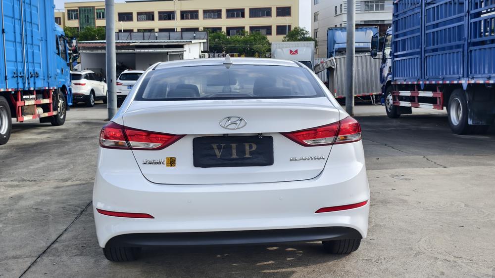 Hyundai Elantra Lingdong