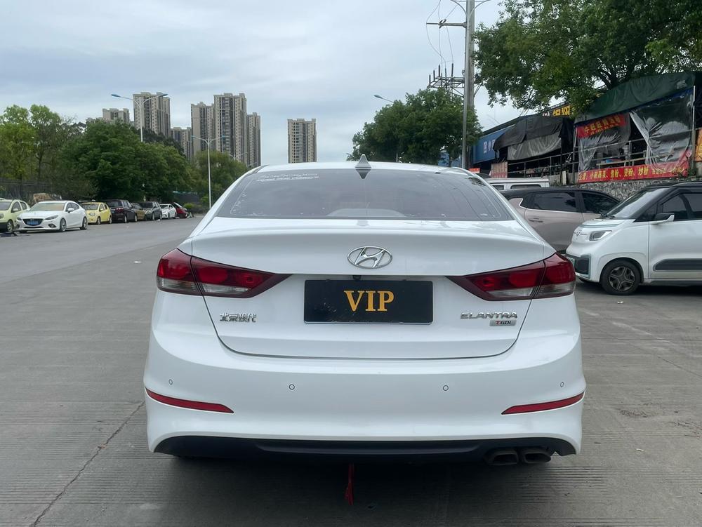 Hyundai Elantra Lingdong