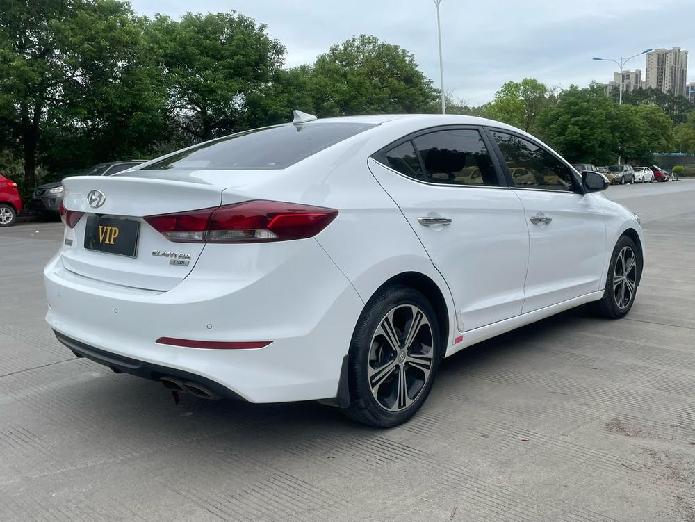 Hyundai Elantra Lingdong