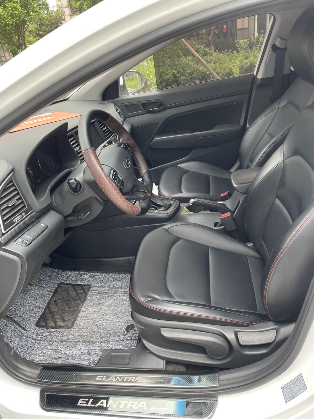 Hyundai Elantra Lingdong