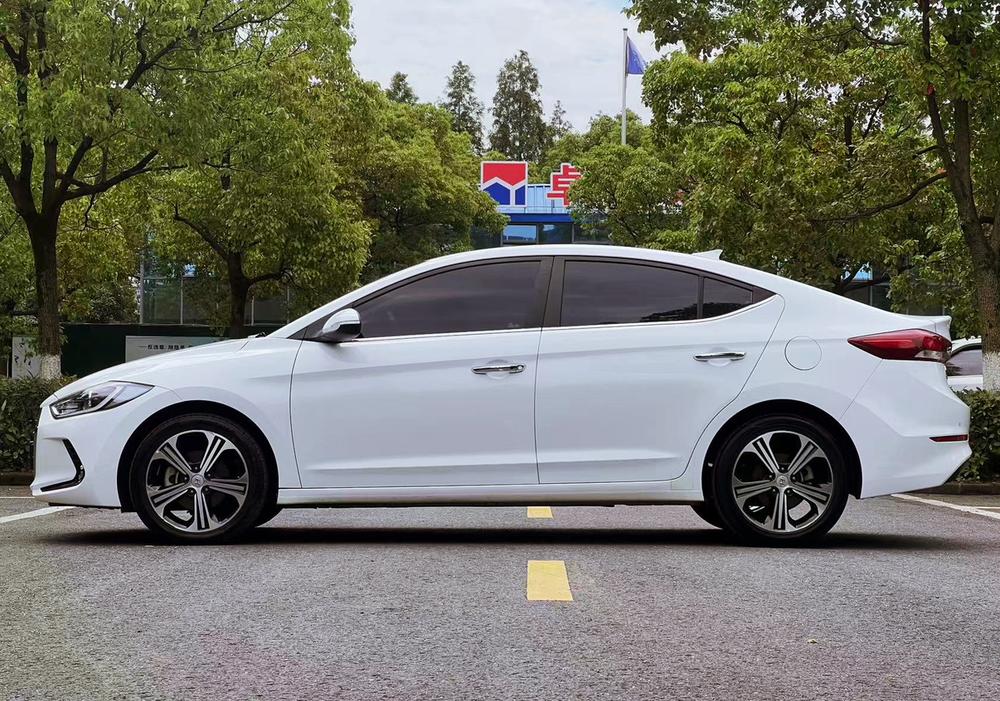 Hyundai Elantra Lingdong