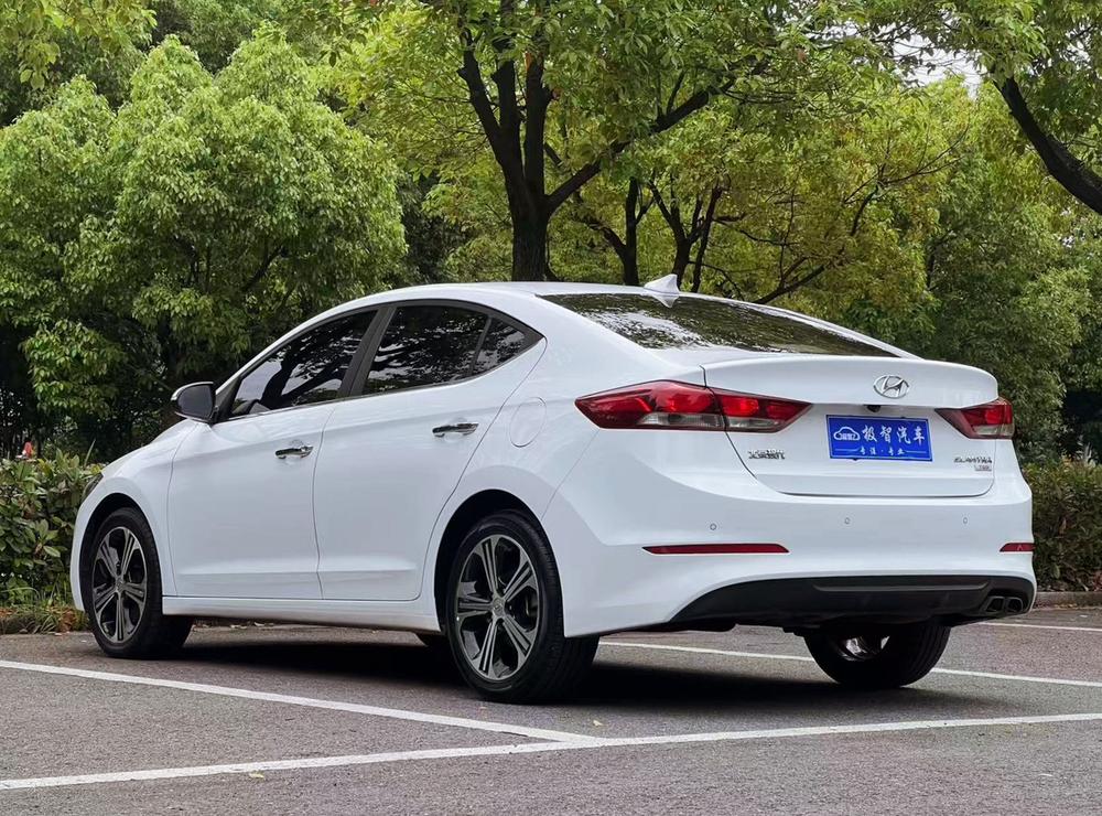 Hyundai Elantra Lingdong