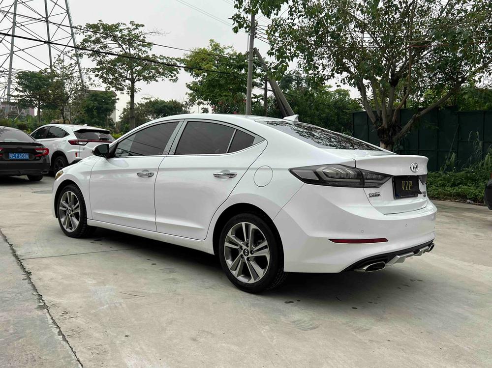 Hyundai Elantra Lingdong