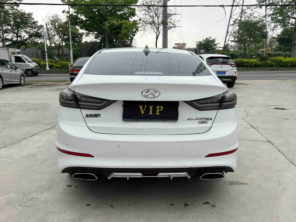 Hyundai Elantra Lingdong