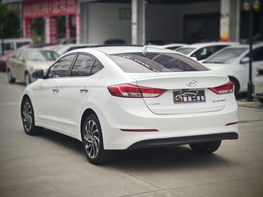 Hyundai Elantra Lingdong