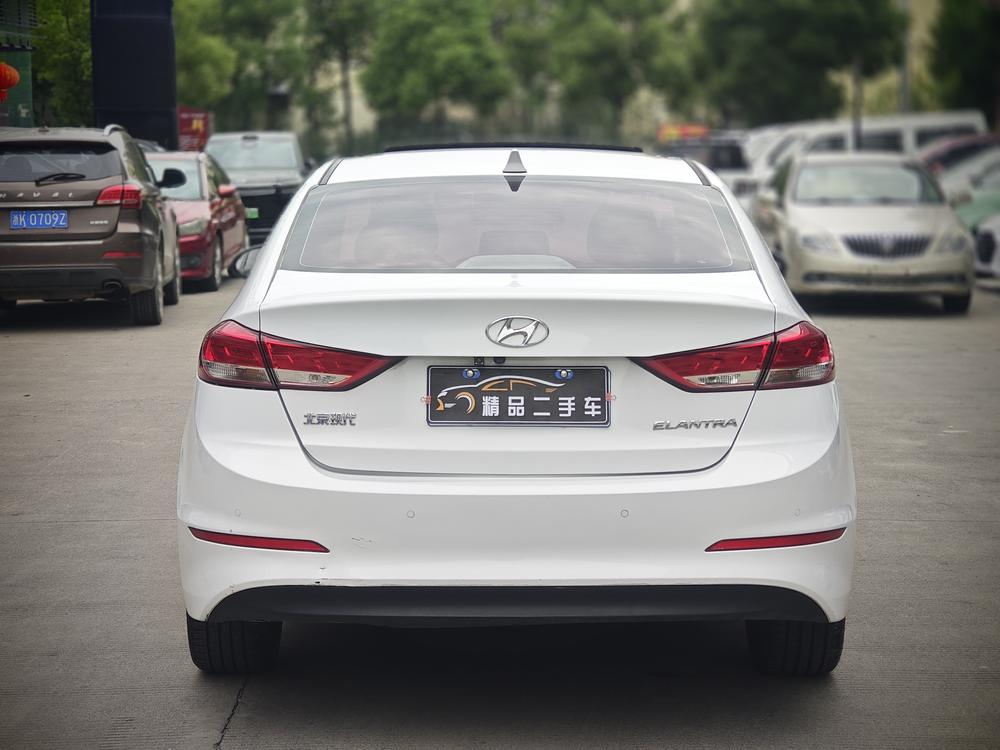Hyundai Elantra Lingdong