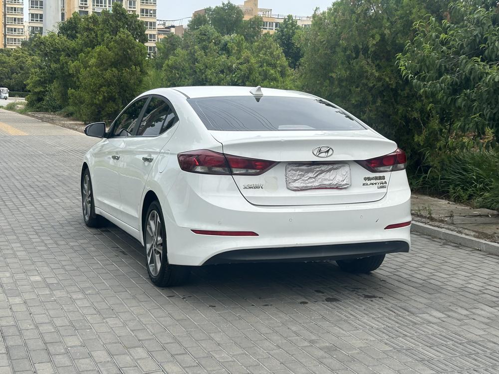 Hyundai Elantra Lingdong