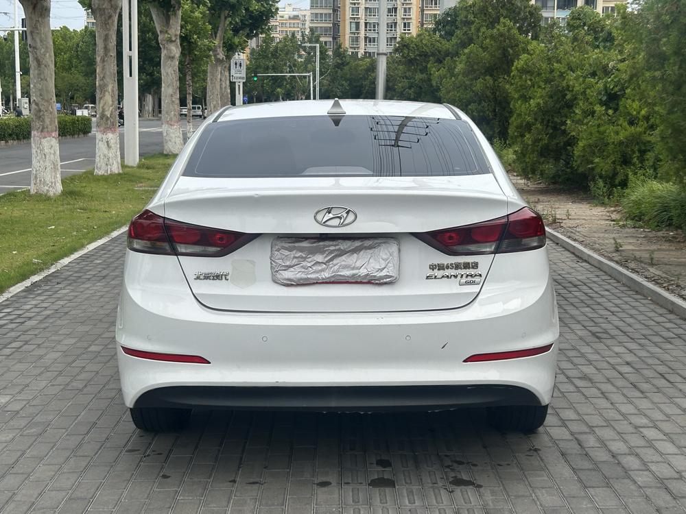 Hyundai Elantra Lingdong