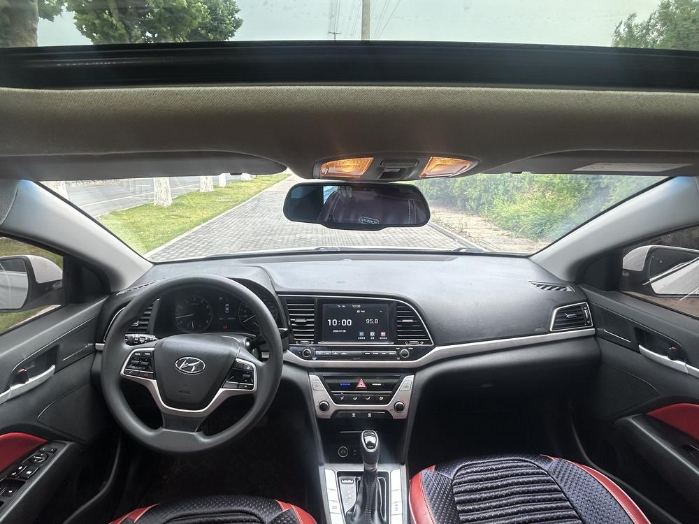 Hyundai Elantra Lingdong