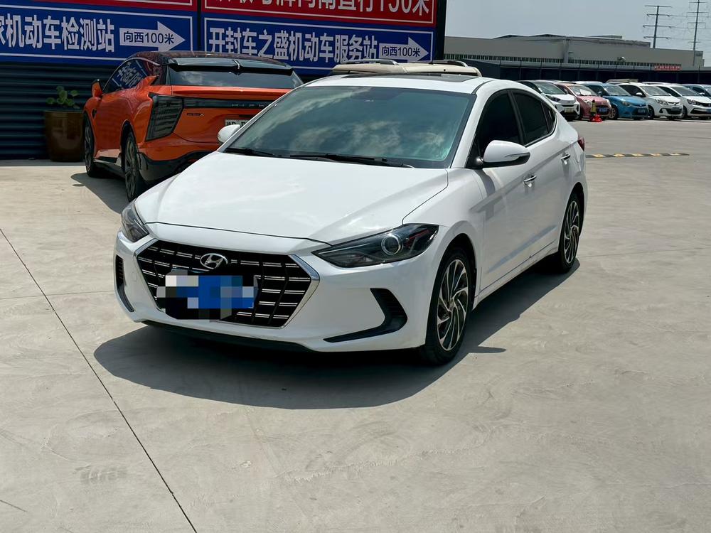 Hyundai Elantra Lingdong