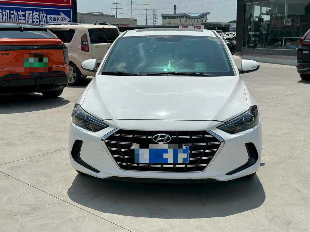 Hyundai Elantra Lingdong