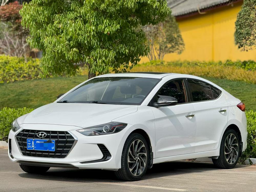 Hyundai Elantra Lingdong
