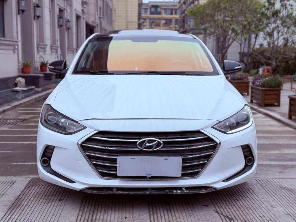 Hyundai Elantra Lingdong