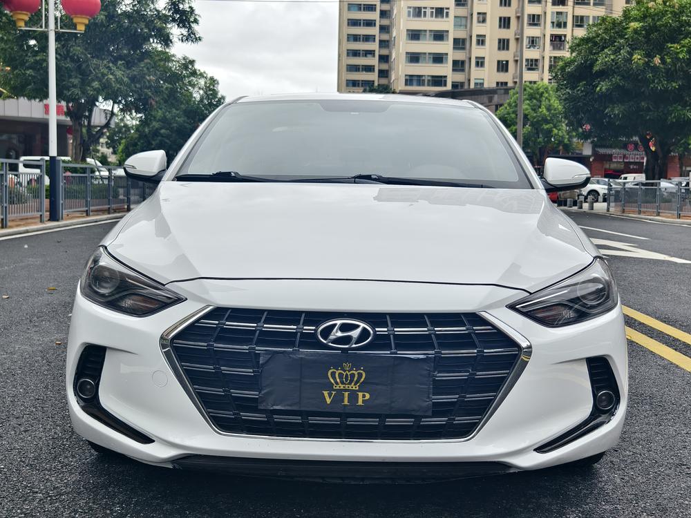 Hyundai Elantra Lingdong