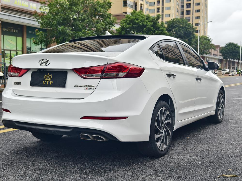 Hyundai Elantra Lingdong