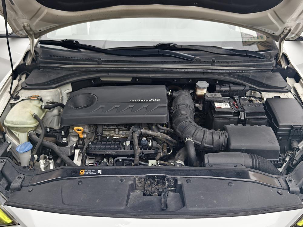Hyundai Elantra Lingdong