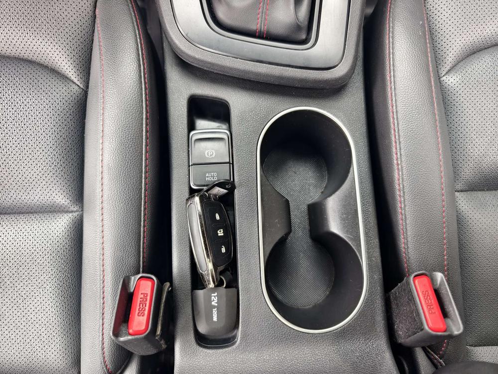 Hyundai Elantra Lingdong