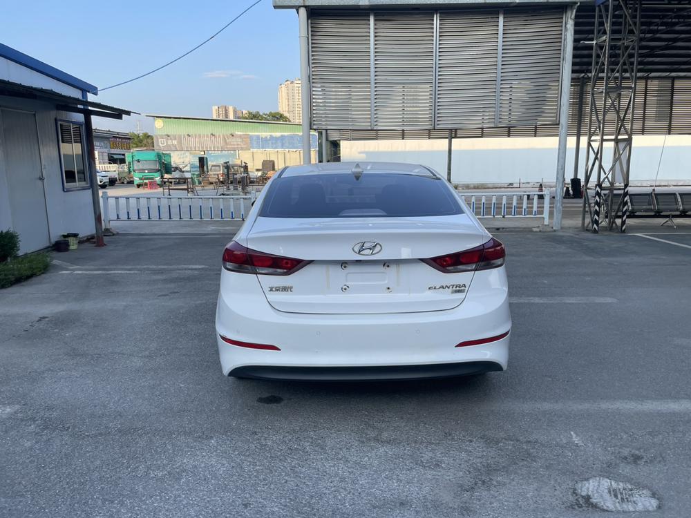 Hyundai Elantra Lingdong