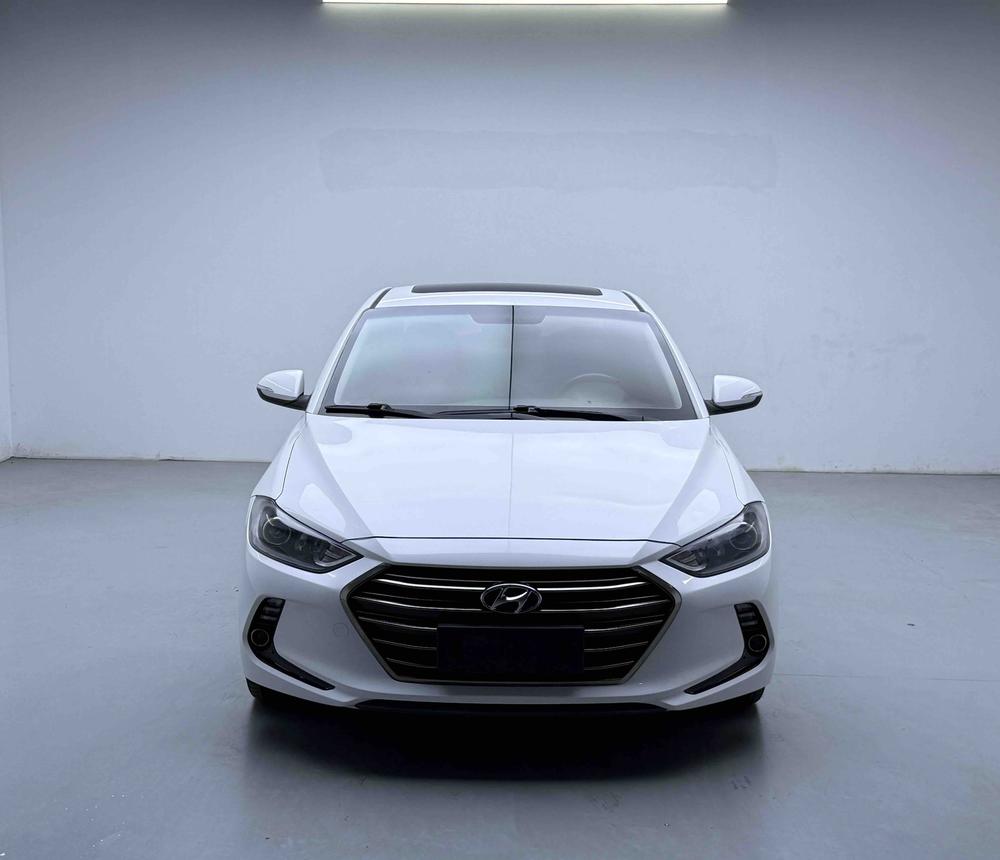 Hyundai Elantra Lingdong