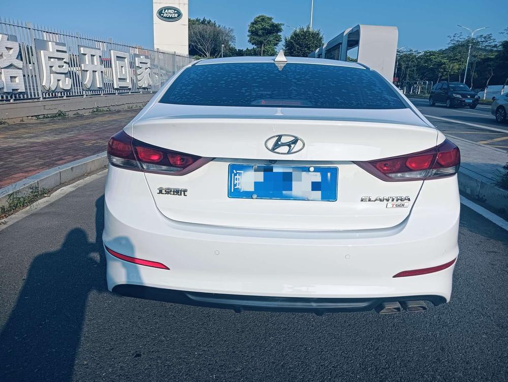 Hyundai Elantra Lingdong