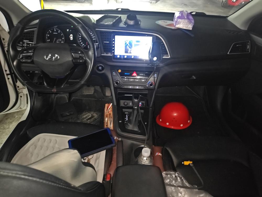 Hyundai Elantra Lingdong