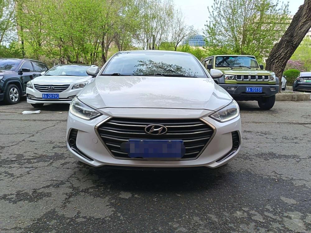Hyundai Elantra Lingdong