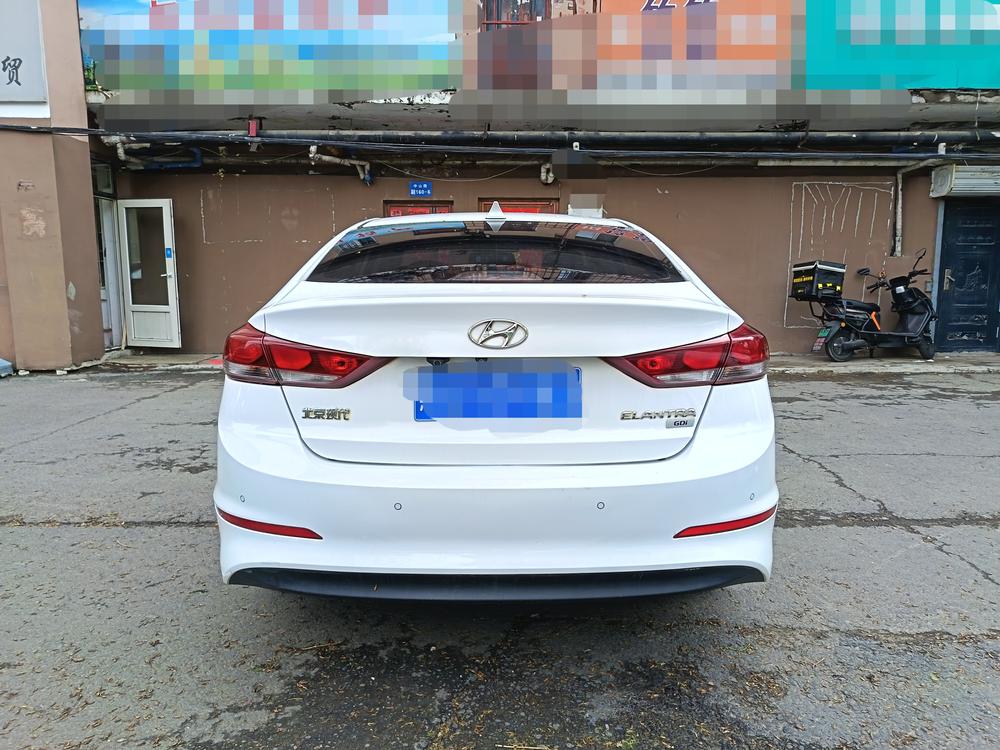 Hyundai Elantra Lingdong