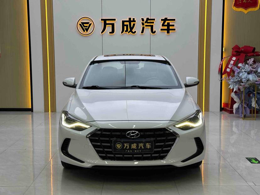Hyundai Elantra Lingdong