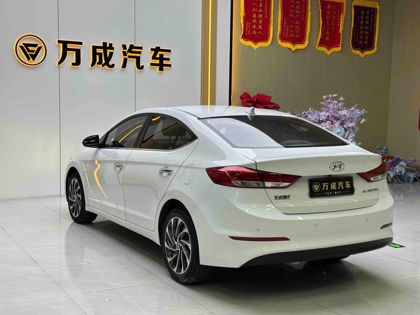 Hyundai Elantra Lingdong