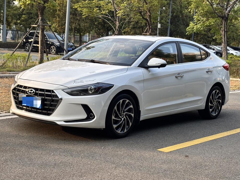 Hyundai Elantra Lingdong